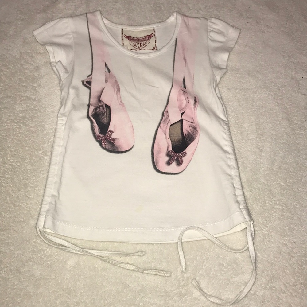 Paper wings Tee